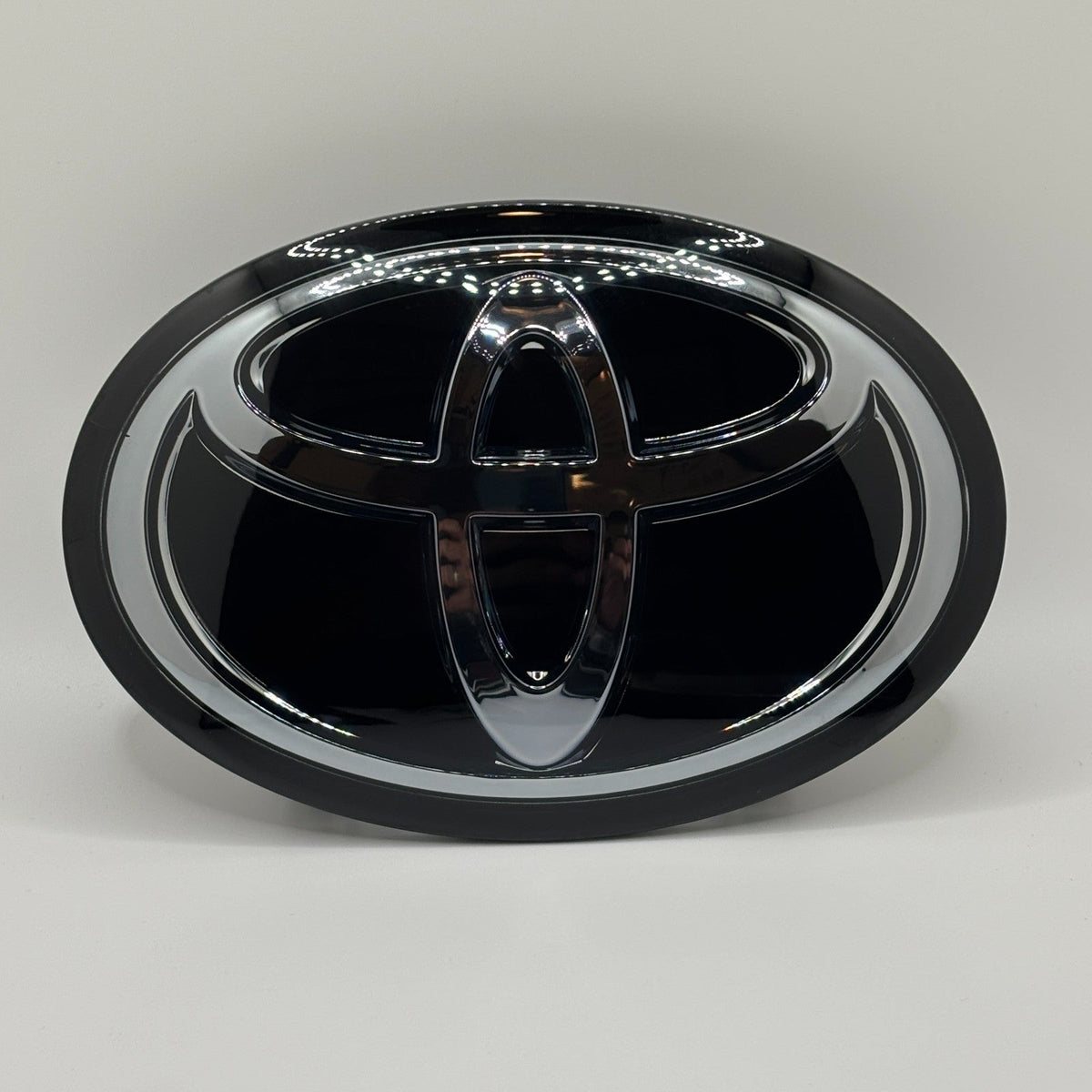 Front Grille Emblem Radar Fits Toyota Camry RAV4 Sienna Prius 53141-33130 33140