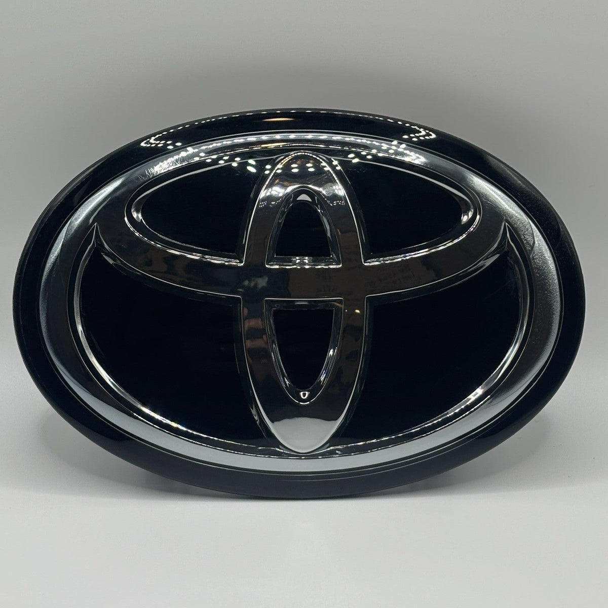 Toyota Corolla Avalon RAV4 C-HR Radar ACC Grille Emblem 53141-42020/21